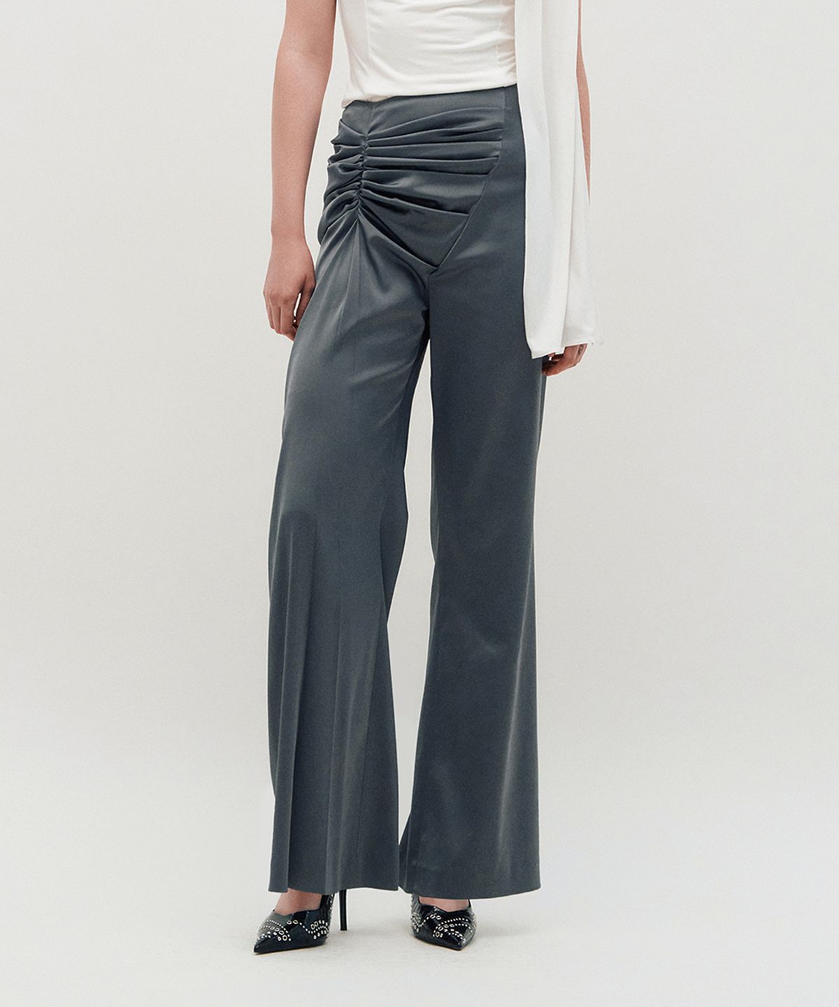 킴지수(KIMZISU) Satin Draped Trousers _ GREY