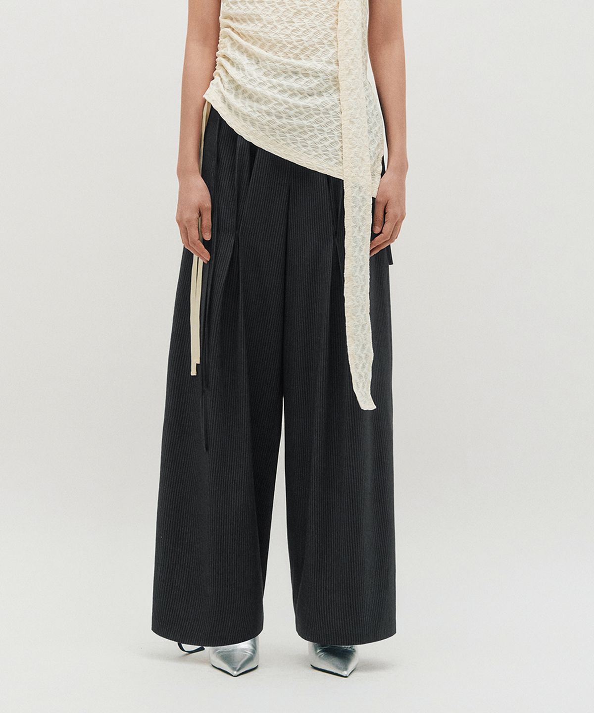 킴지수(KIMZISU) Stripe Ribbon Tied Wide Pants _ GREY