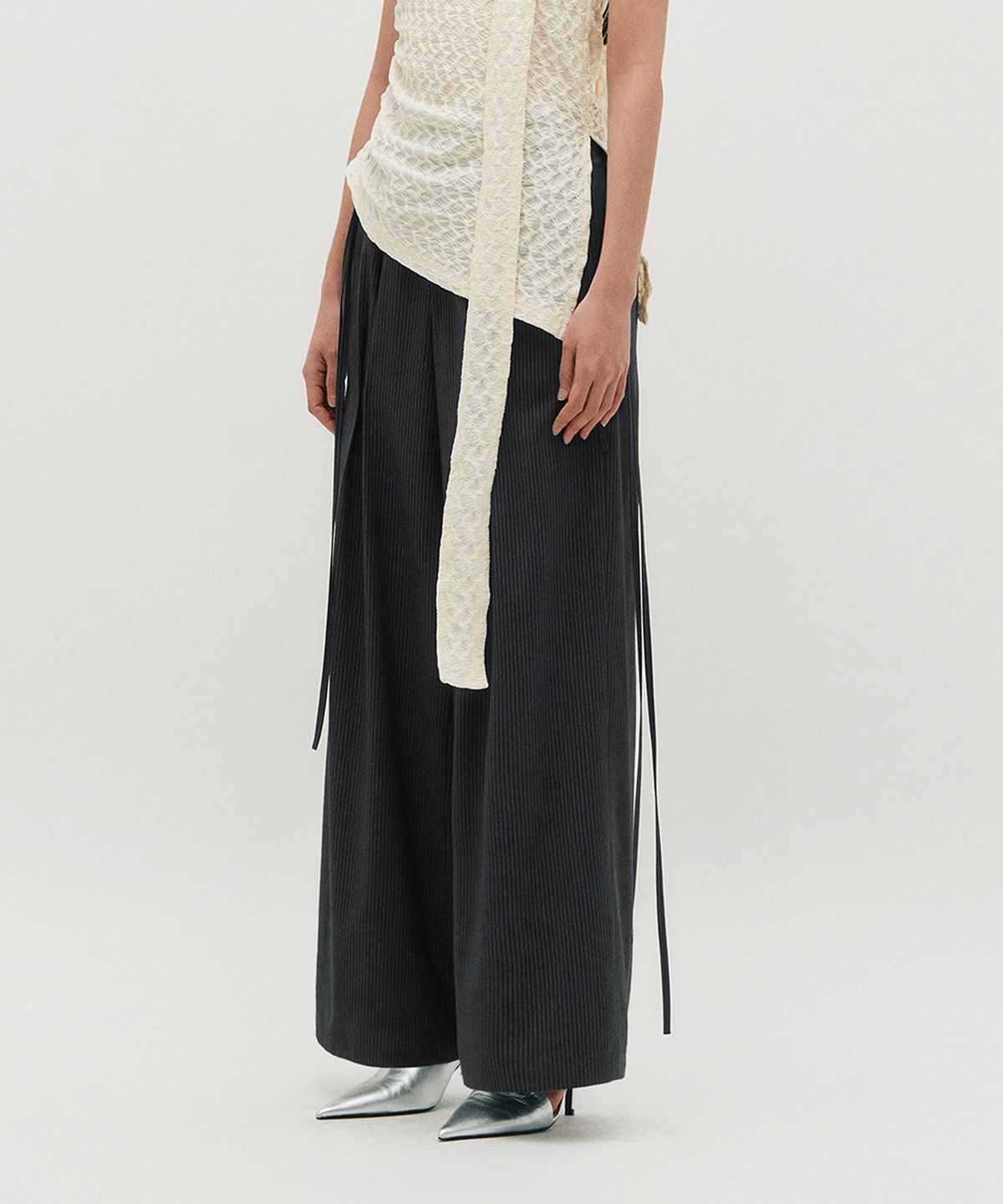 킴지수(KIMZISU) Stripe Ribbon Tied Wide Pants _ GREY