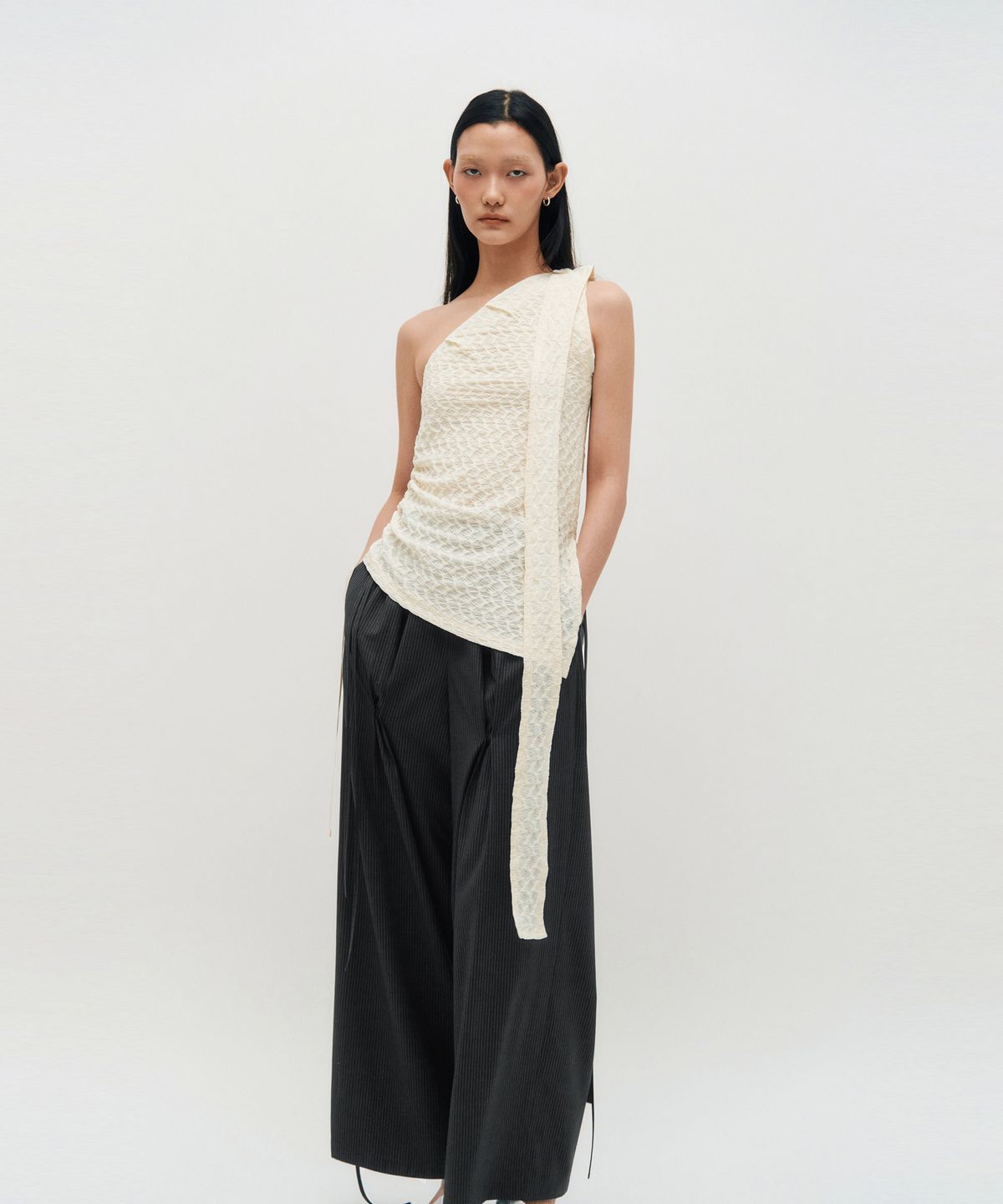 킴지수(KIMZISU) Stripe Ribbon Tied Wide Pants _ GREY