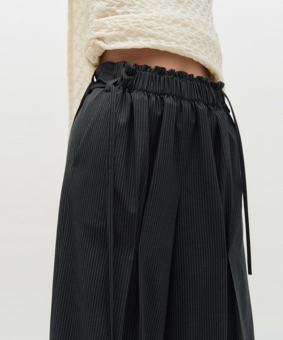 킴지수(KIMZISU) Stripe Ribbon Tied Wide Pants _ GREY