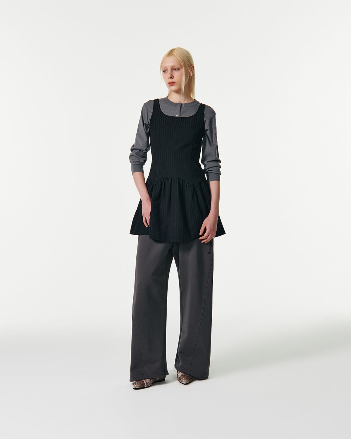 커렌트(CURRENT) RIBBON STRAP SLEEVELESS DRESS [BLACK]