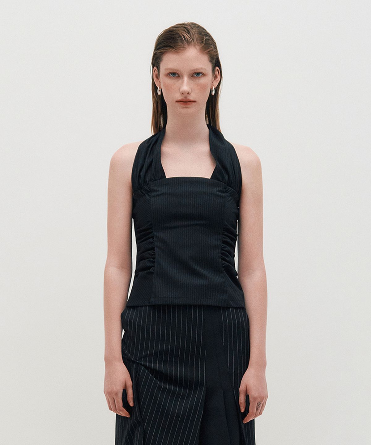 킴지수(KIMZISU) Wide Tie Stripe Halter Top _ BLACK