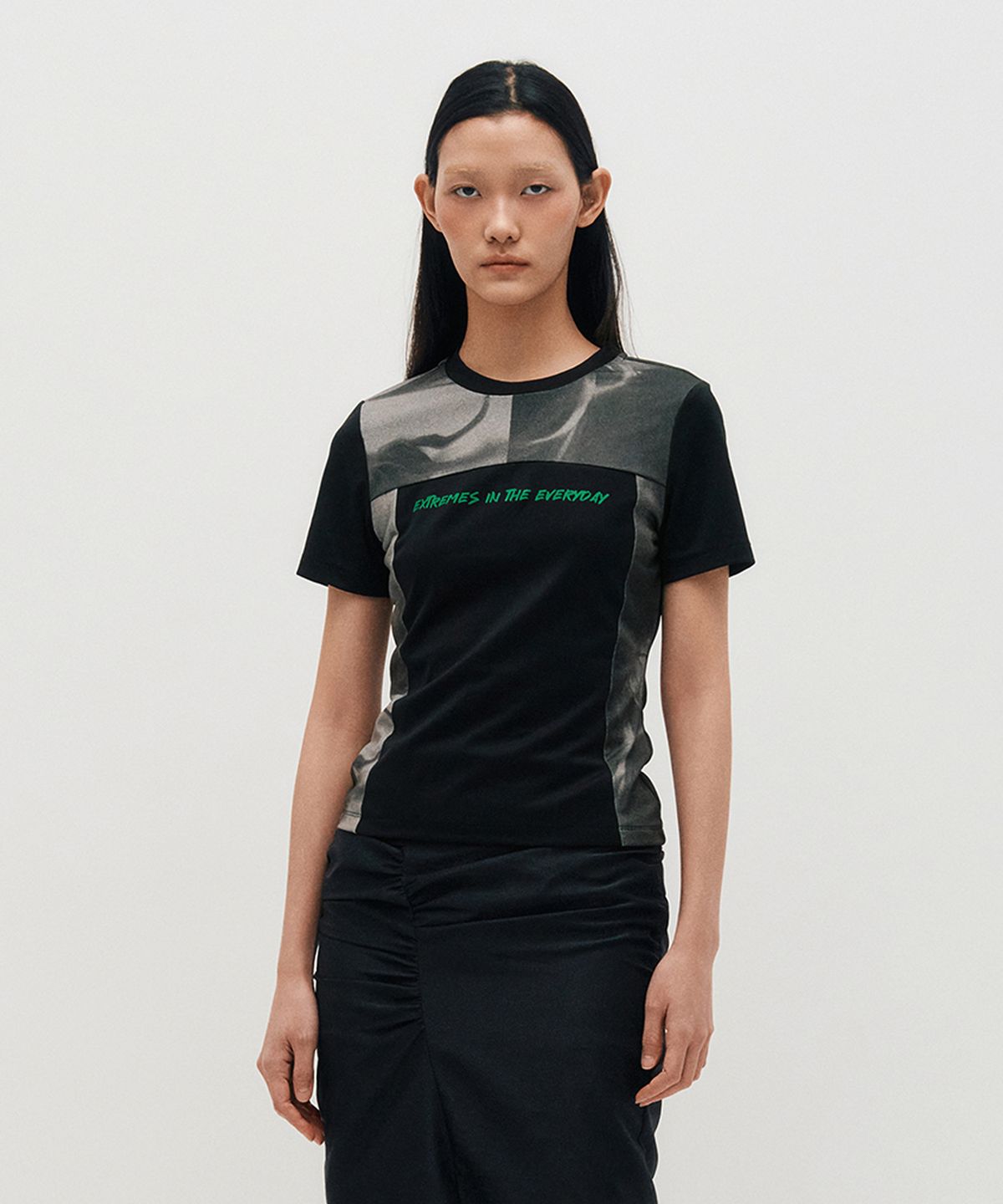 킴지수(KIMZISU) Blocked Graphic SS T-shirt _ BLACK