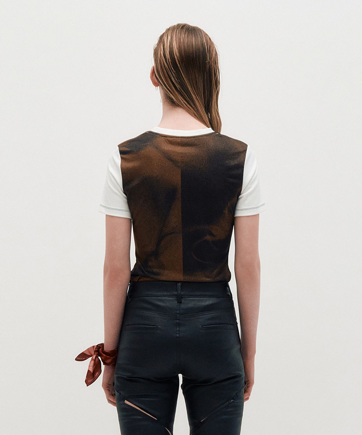킴지수(KIMZISU) Blocked Graphic SS T-shirt _ BROWN