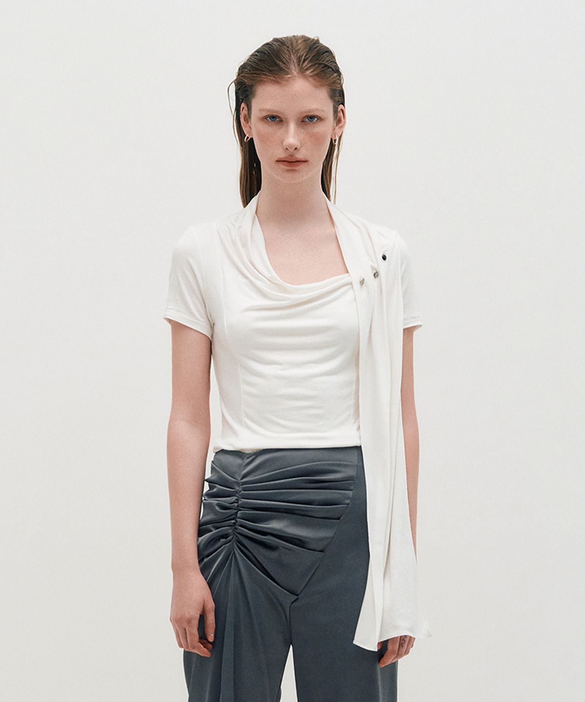 킴지수(KIMZISU) Cowl Neck Scarf T-Shirt _ WHITE