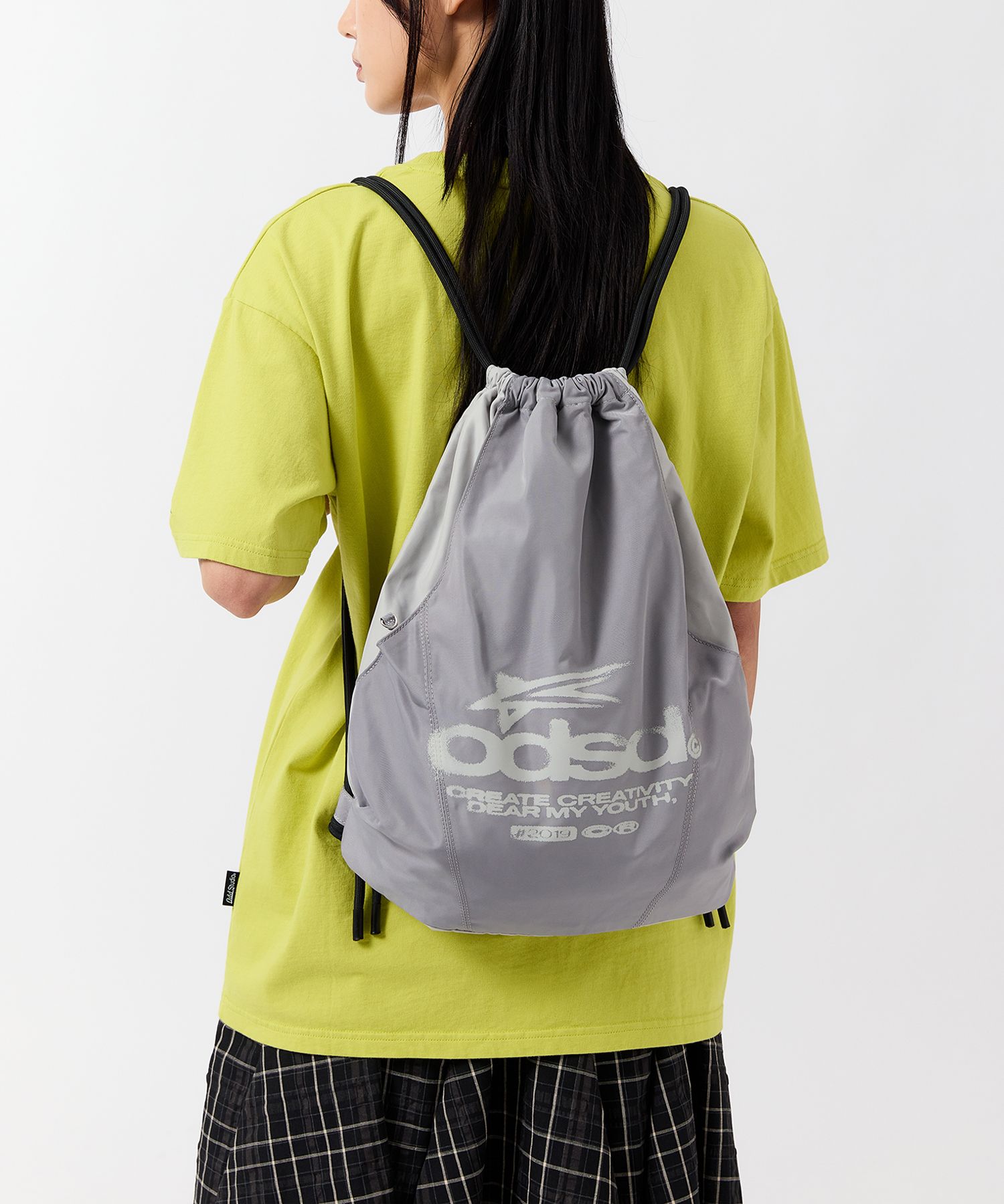 MUSINSA公式 | ODDSTUDIO Odsd Curved Sporty String Bag - GRAY