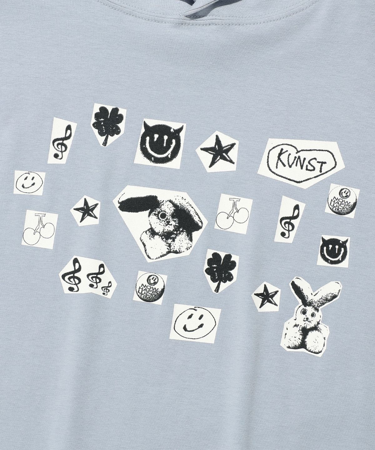 이스트쿤스트(ISTKUNST) STICKER HOODED CROP TEE_BLUE(IK2FMFT526A)