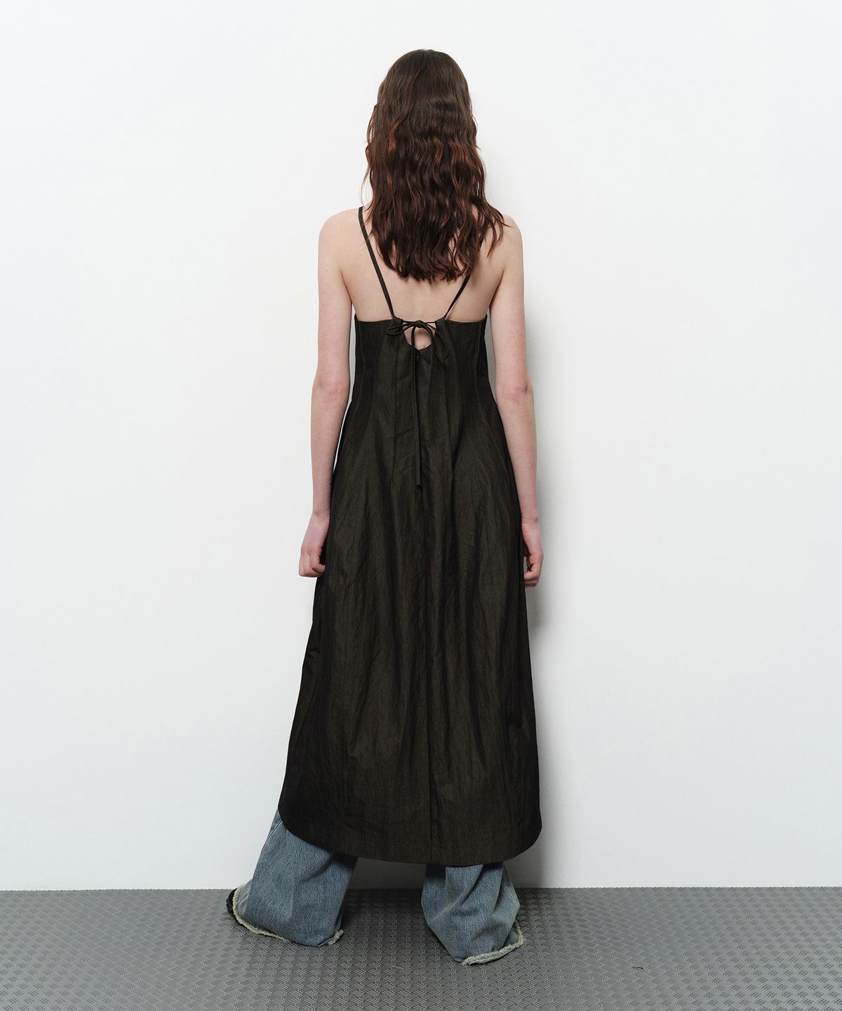 다이애그널(DIAGONAL) HALTERNECK LONG DRESS (charcoal)