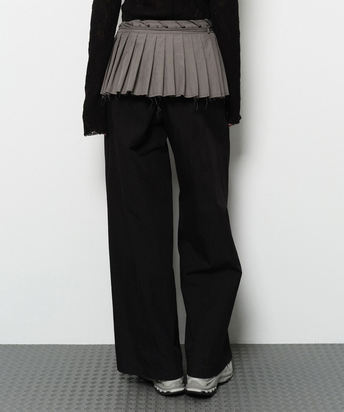 다이애그널(DIAGONAL) PLEATS WRAP SKIRT (grey)