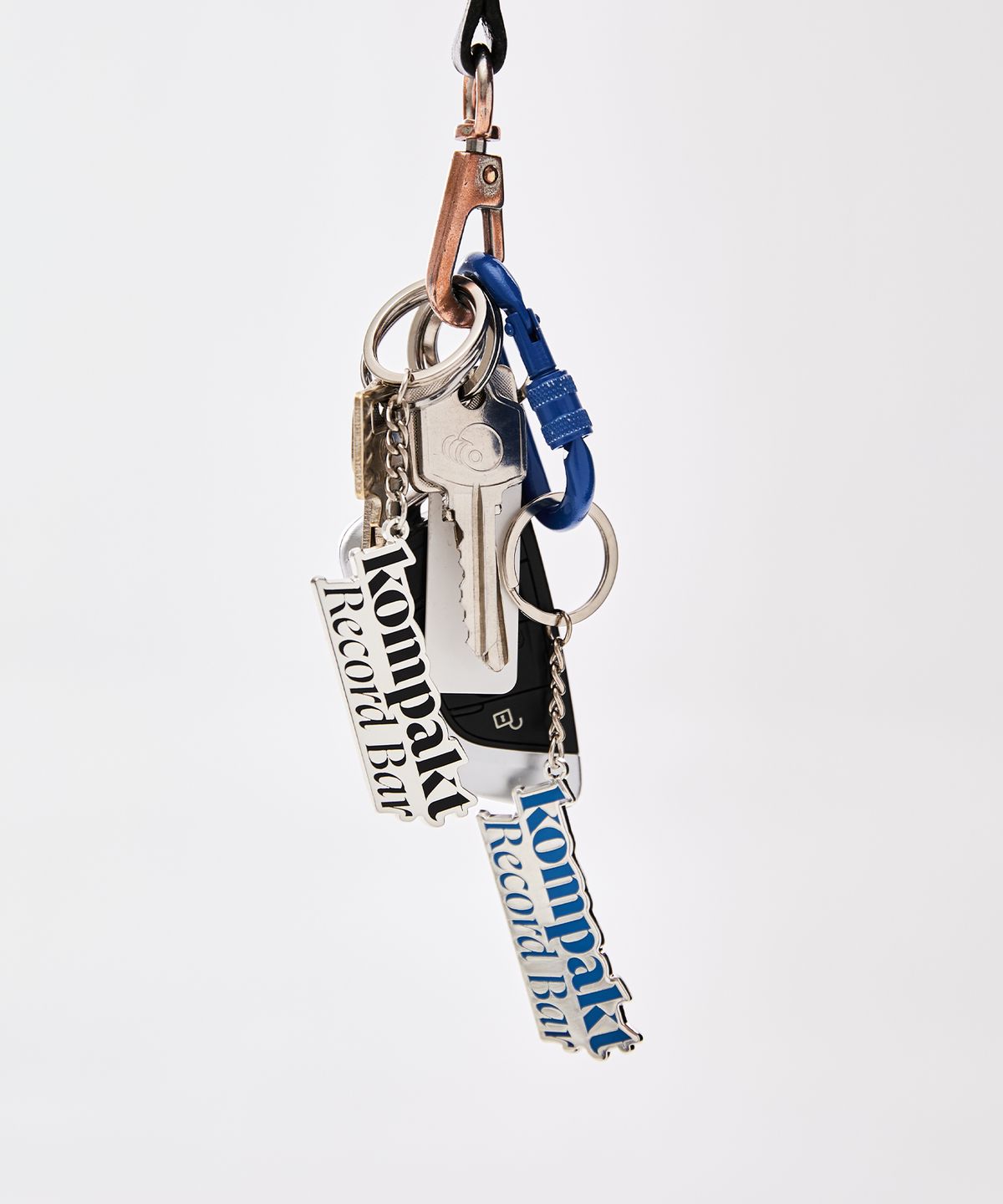 콤팩트 레코드 바(KOMPAKT RECORD BAR) KRB Logo Metal Keychain - Black/Blue
