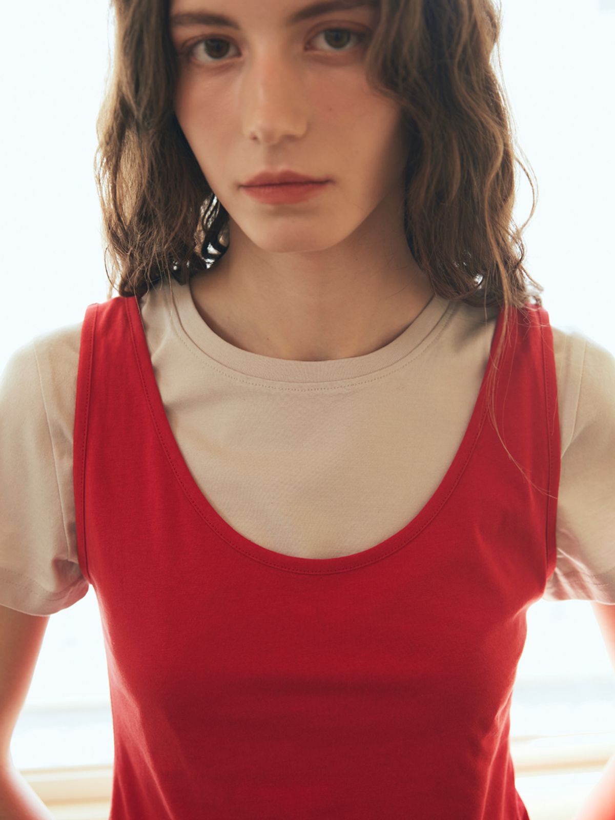 오앨(OUEL) SLEEVELESS JERSEY TOP_RED
