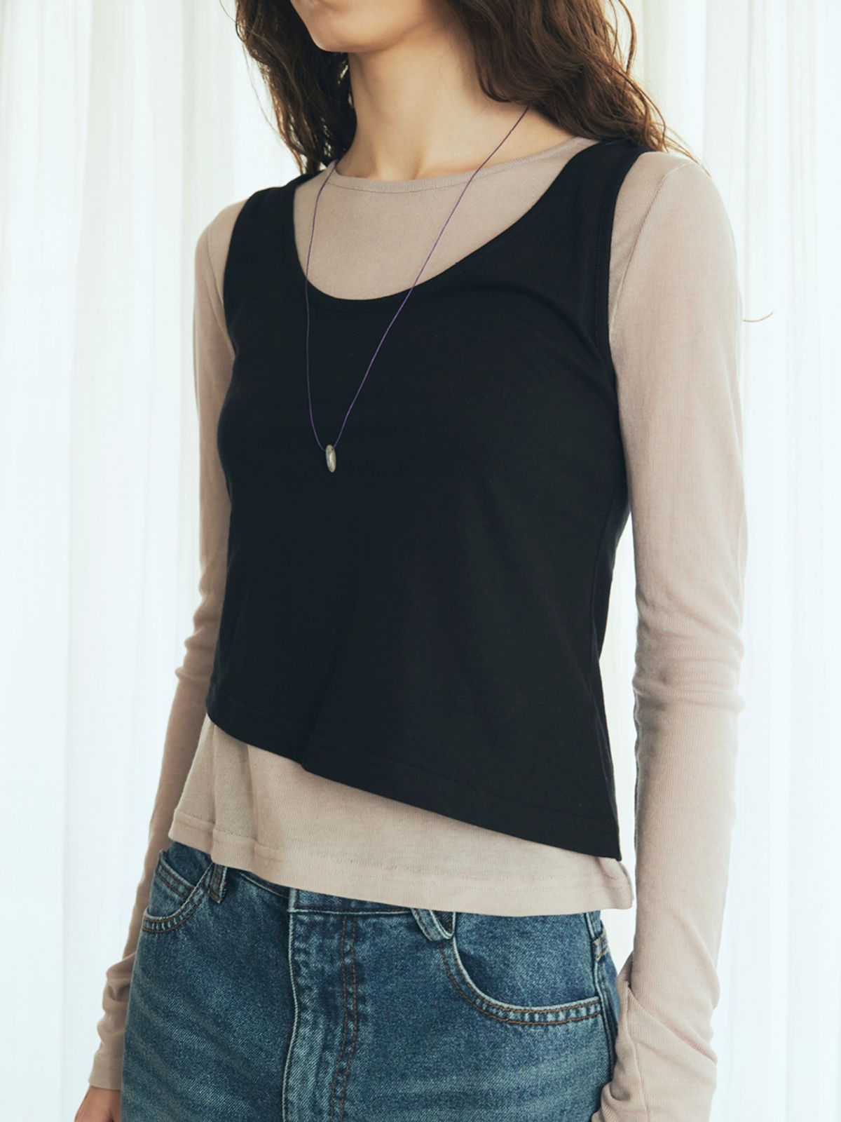 오앨(OUEL) SLEEVELESS JERSEY TOP_BLACK
