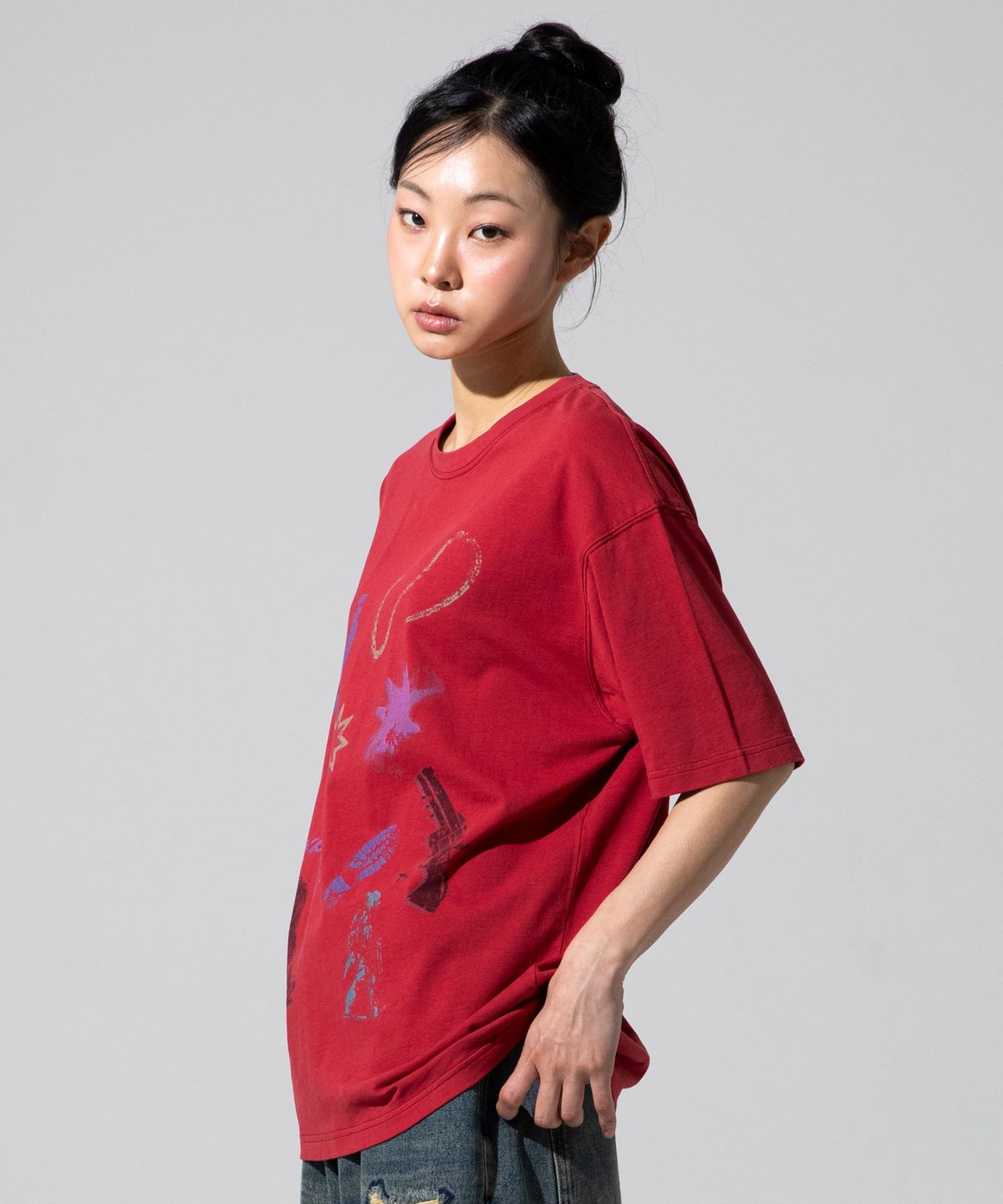 엑스톤즈(XTONZ) XTT143 시퀀스 언발란스 티셔츠 (RED)
