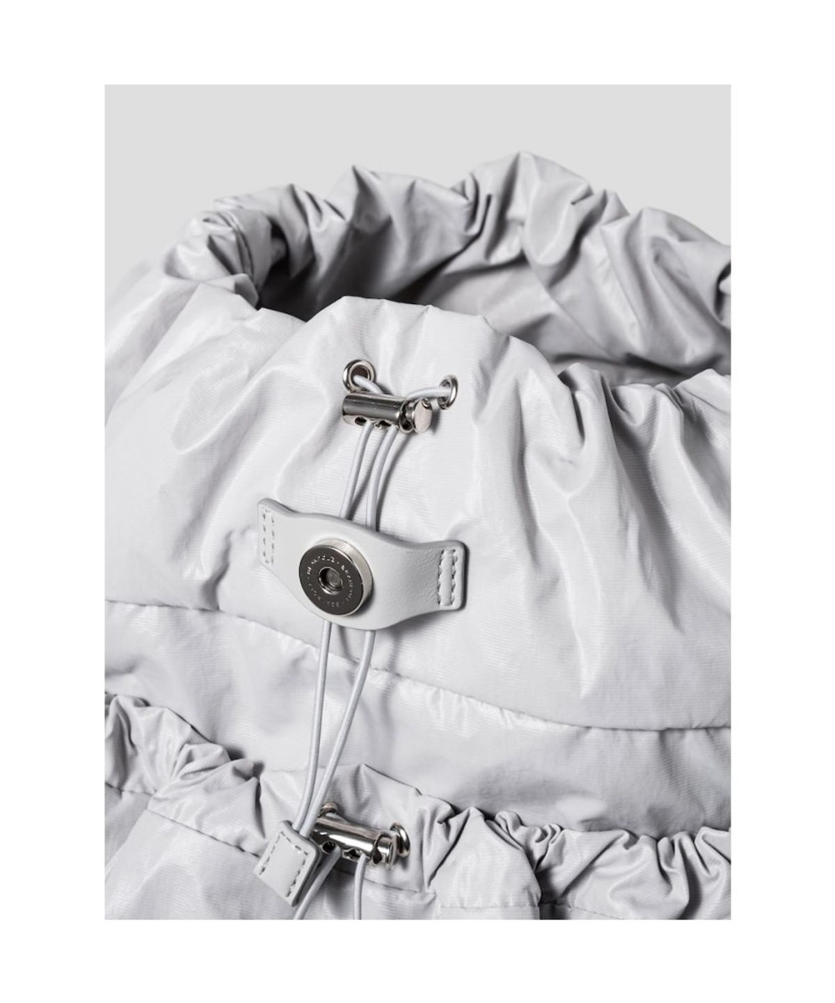 빈폴 액세서리(BEANPOLE ACCESSORY) 윈디 링클 백팩 - 라이트 그레이