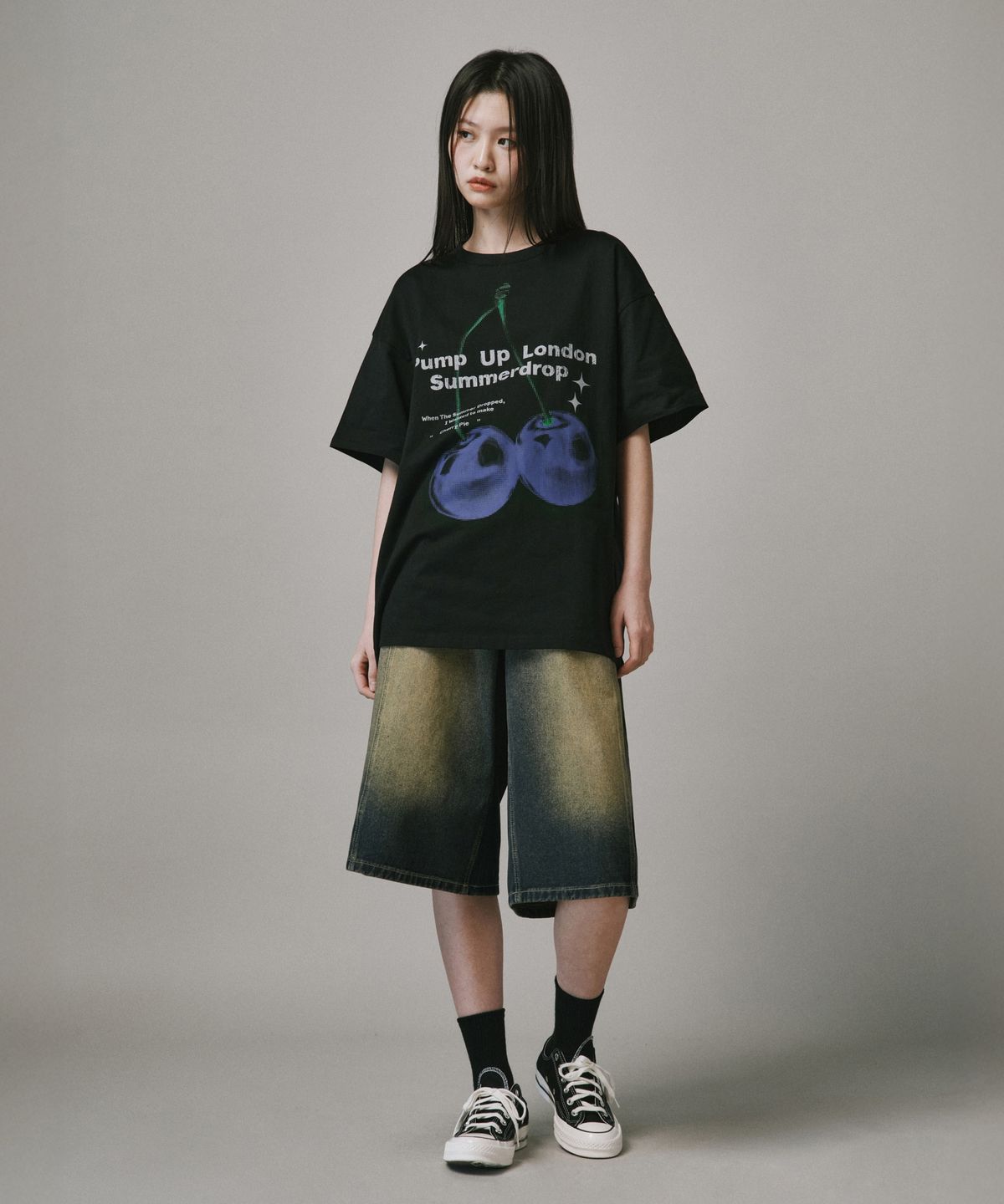 버던트(VERDNT) 블루 체리 반소매 티셔츠 [블랙]