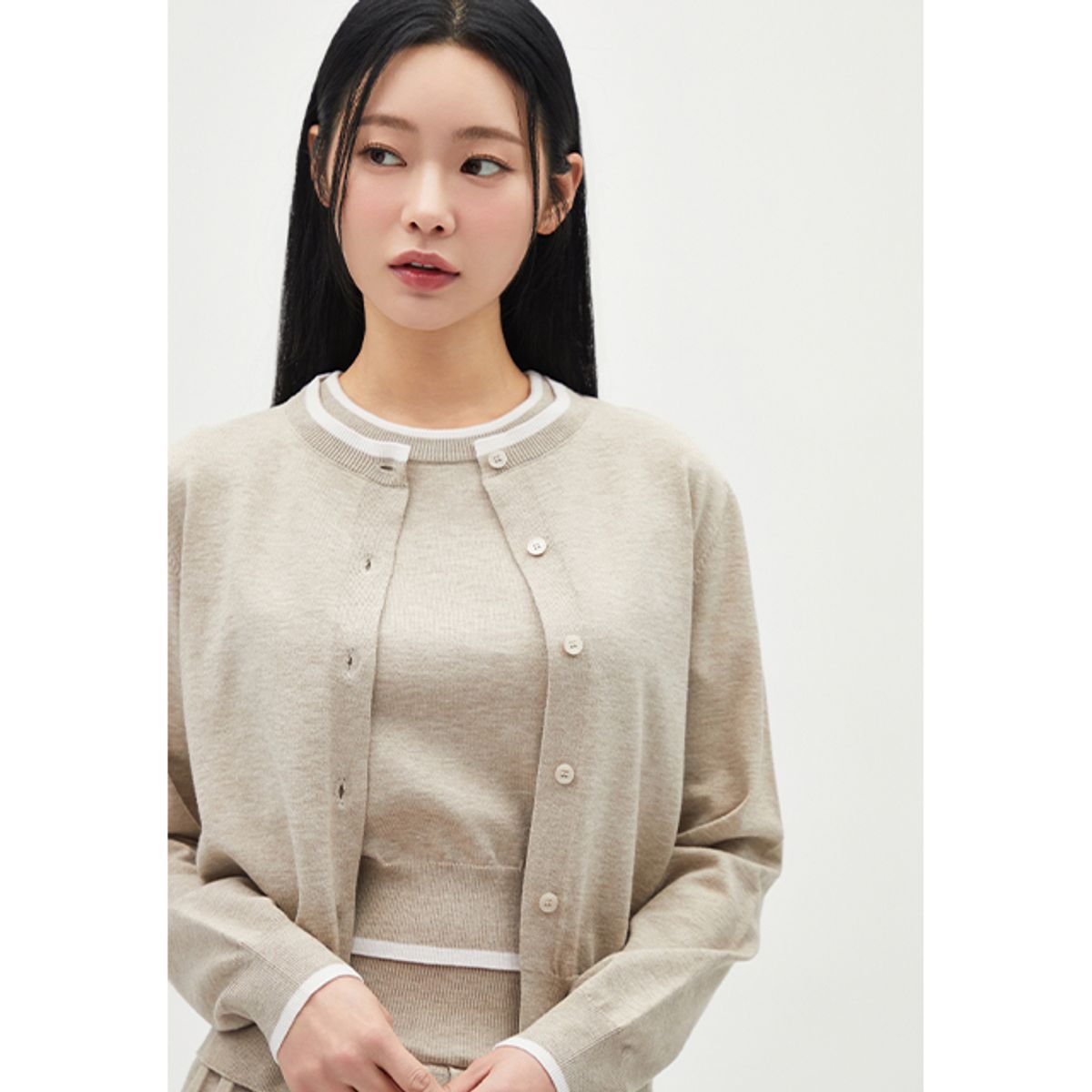 랩(LAP) 배색라인 라운드 가디건 AR1KG360