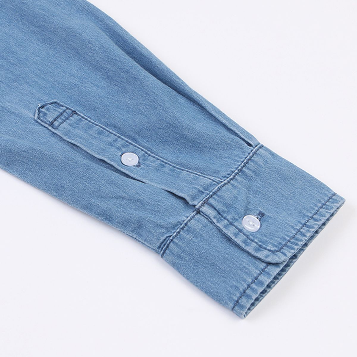 랩(LAP) 루즈핏 크랍 데님 셔츠 AR1DB360