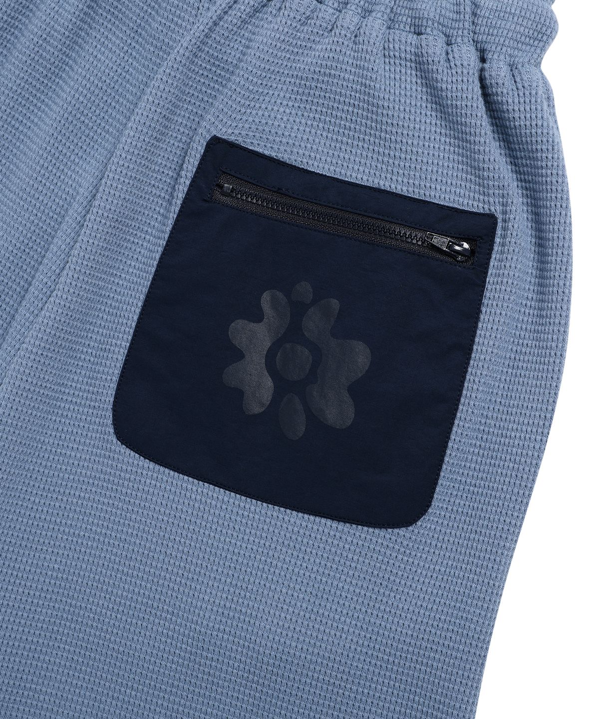 알이지비(REGB) POKECT GRAPHICS WAFFLE SHORTS BLUE