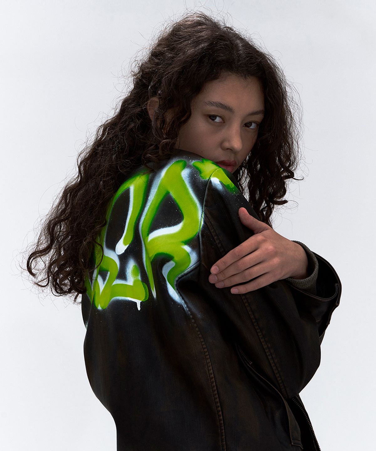 에르에르(ERER) ERER Graffiti Pocket Rider Jacket Brown