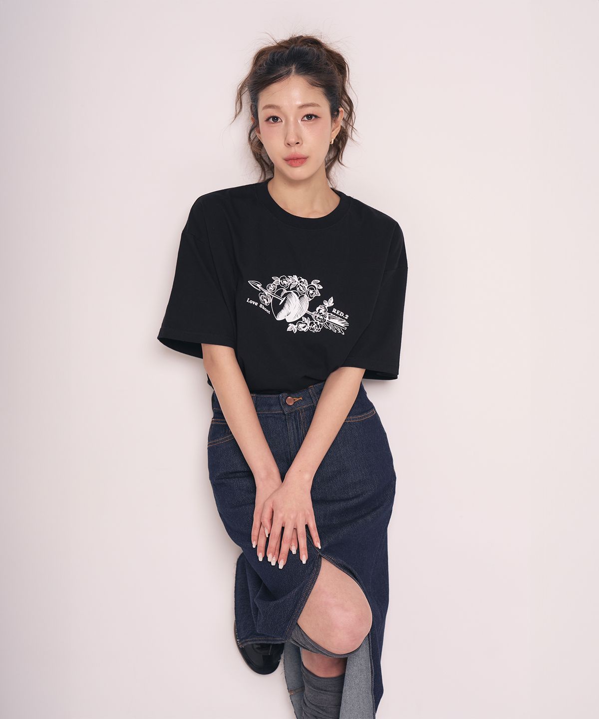 레디(RED.2) 러브 하트 반팔 블랙