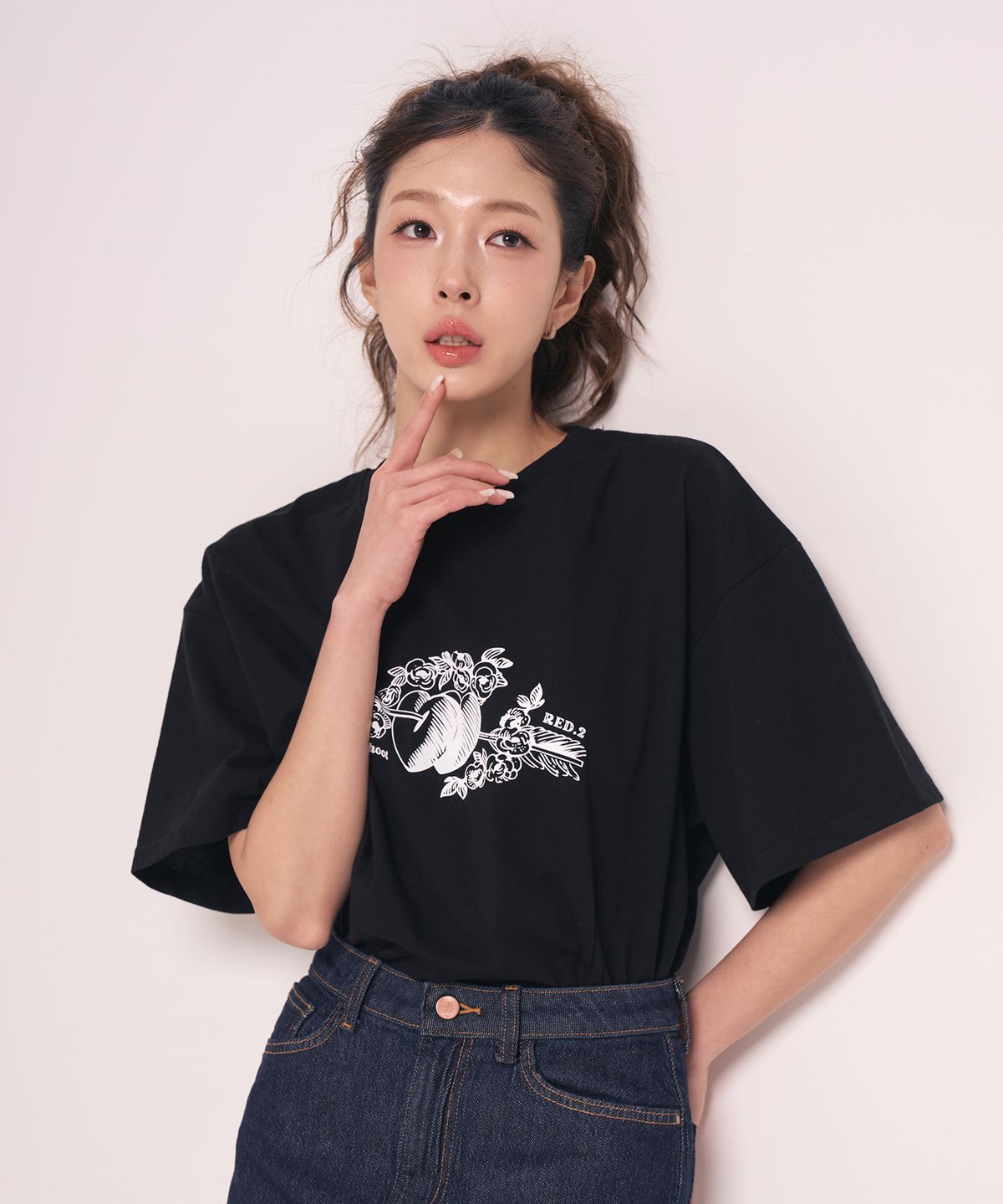 레디(RED.2) 러브 하트 반팔 블랙