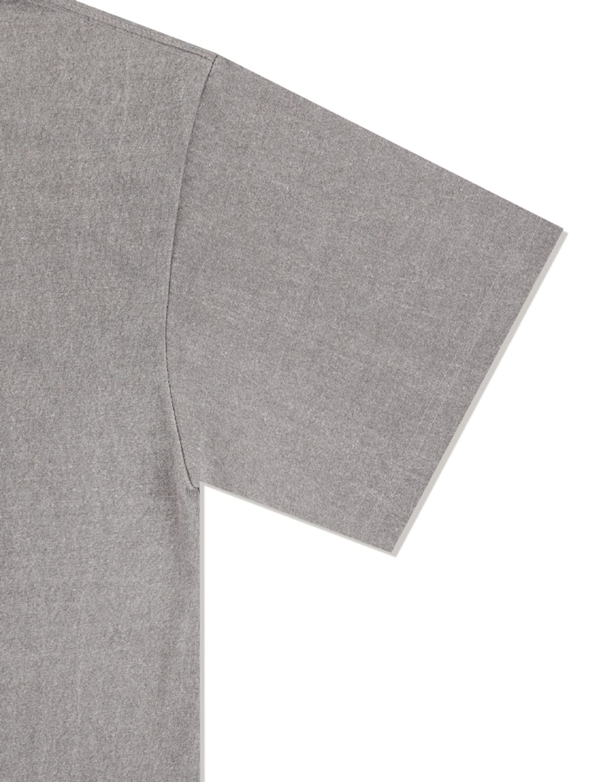 라 메종 스튜디오(LA MAISON STUDIO) UNISEX 르 리스 피그먼트 클래식 로고 스모키 반소매 티셔츠 라이트그레이(FCF2TS417M)