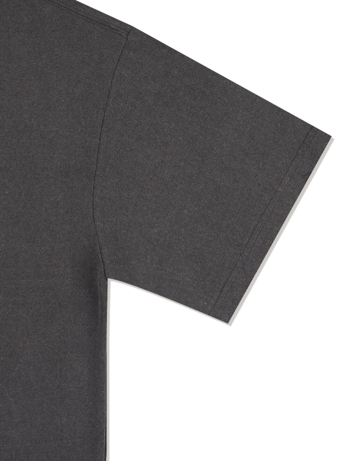 라 메종 스튜디오(LA MAISON STUDIO) UNISEX 르 리스 피그먼트 클래식 로고 스모키 반소매 티셔츠 차콜(FCF2TS417M)