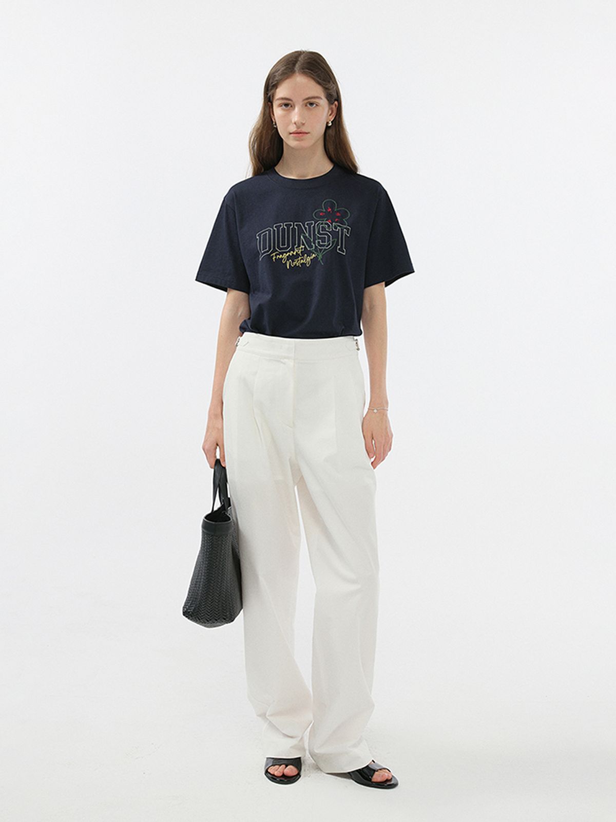 던스트(DUNST) UNISEX DRAWING BLOOM T-SHIRT _UDTS5B126_FRENCH NAVY