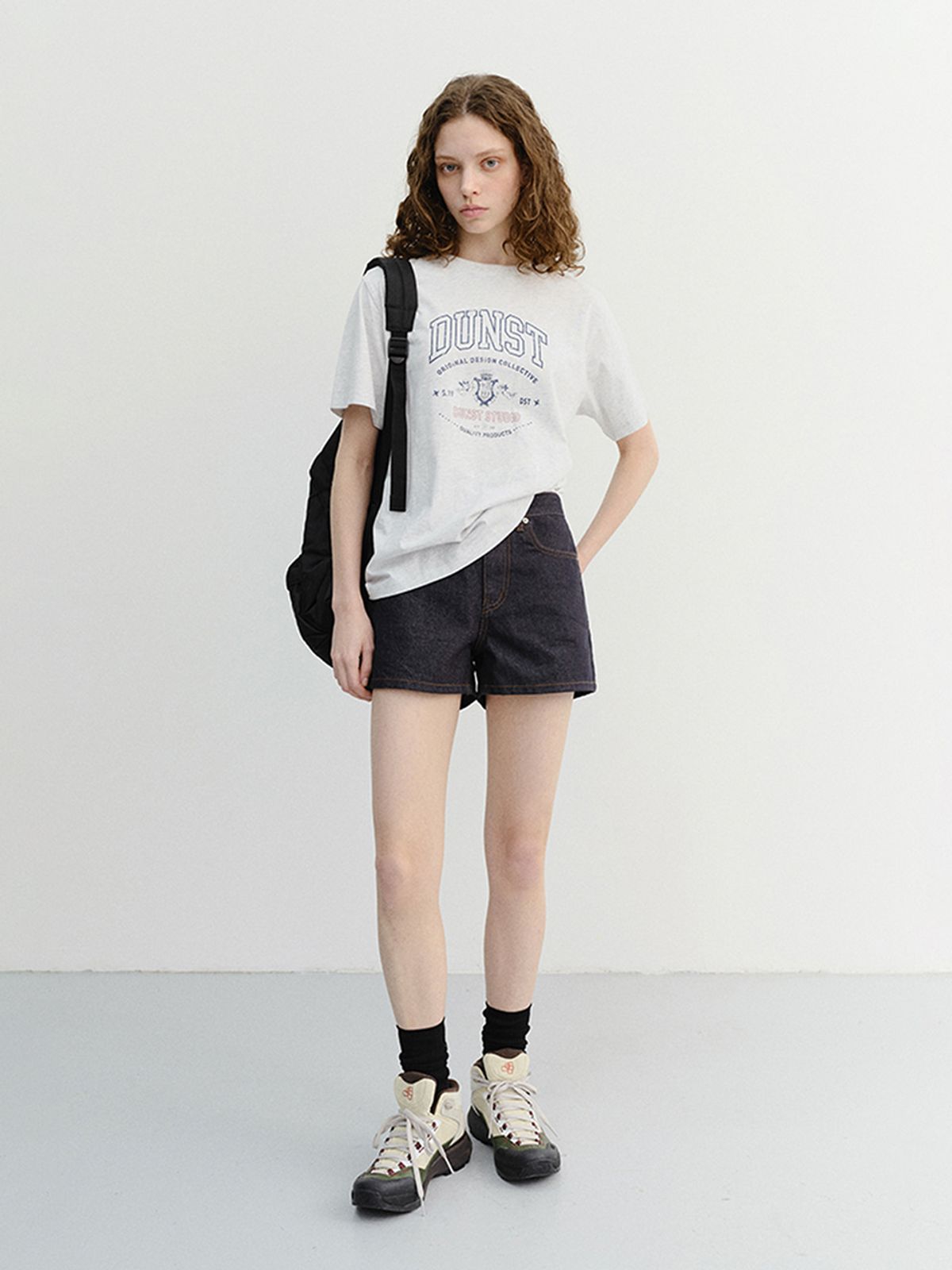 던스트(DUNST) UNISEX CUPID ARCH LOGO T-SHIRT_UDTS6B129_LIGHT MELANGE GREY