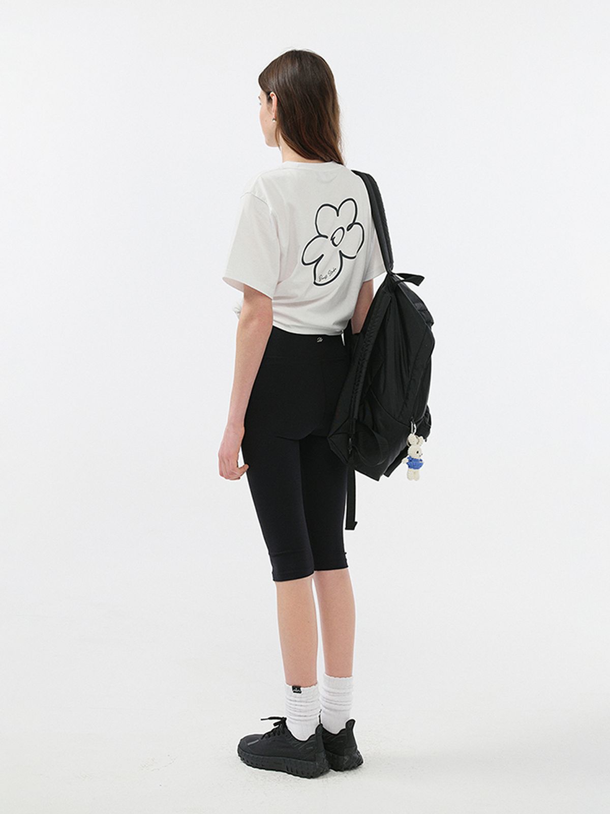 던스트(DUNST) UNISEX DRAWING BLOOM LOGO T-SHIRT_UDTS5B130_OFF WHITE
