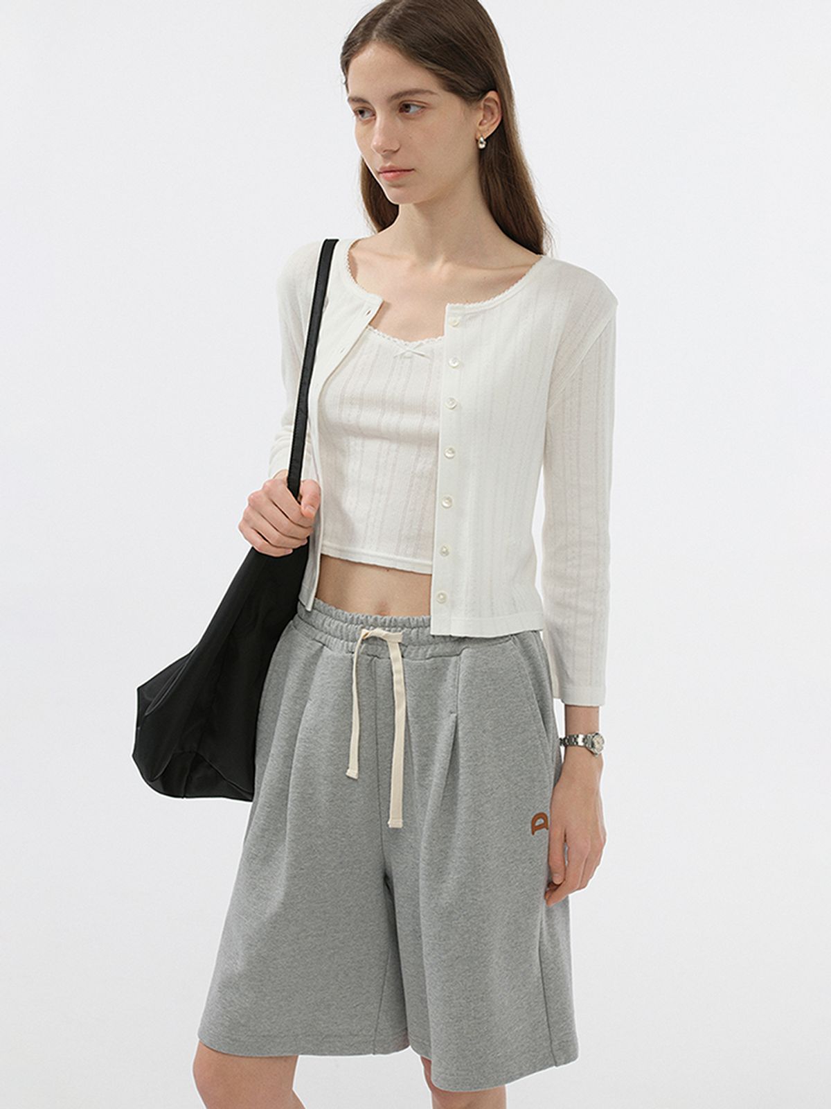 던스트(DUNST) UNISEX LEATHER LOGO SWEAT SHORTS_UDPA5B121_MELANGE GREY