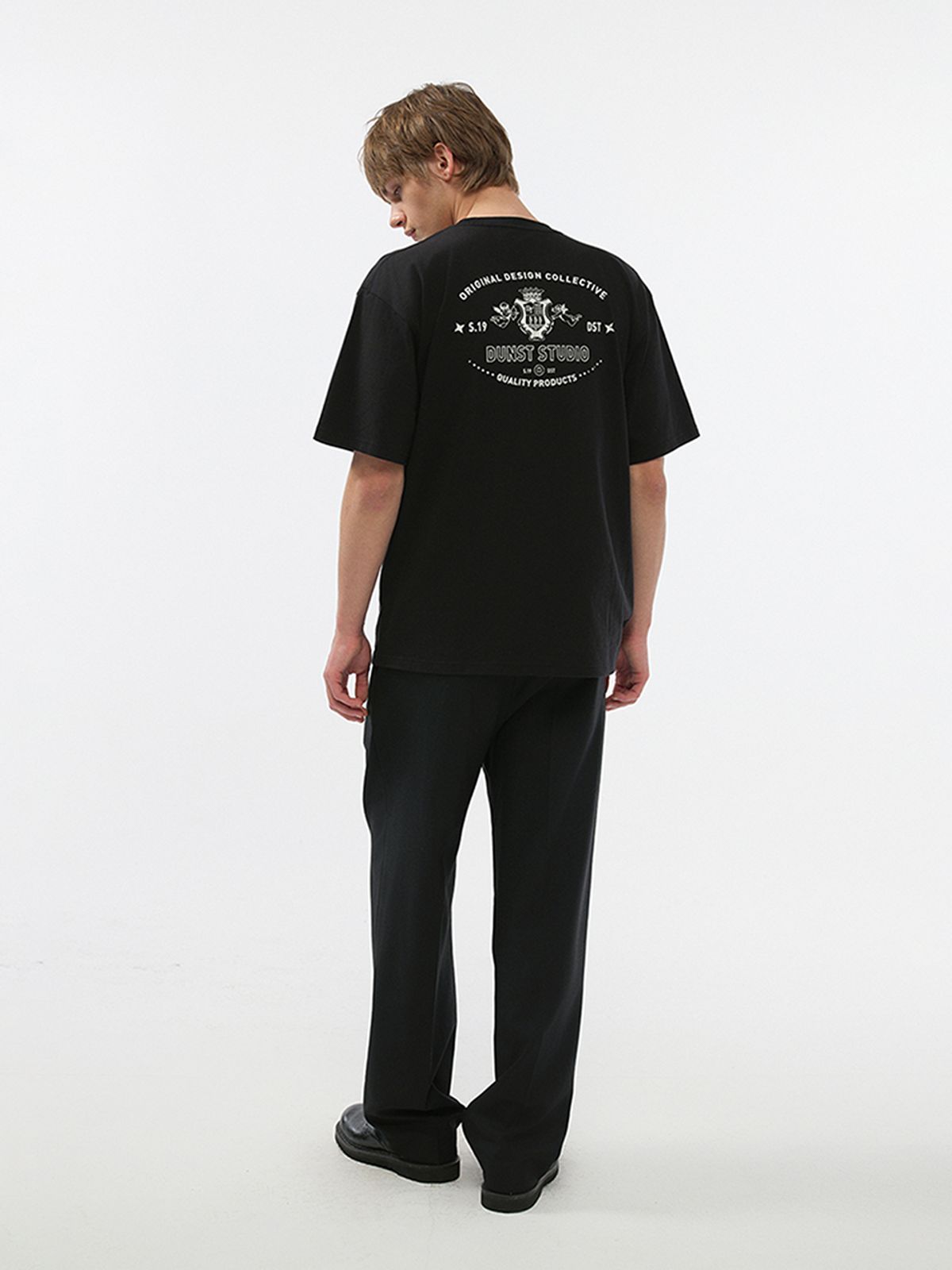 던스트 포 맨(DUNST FOR MEN) CUPID ARCH BACK LOGO T-SHIRT_UNISEX_UDTS5B128_BLACK