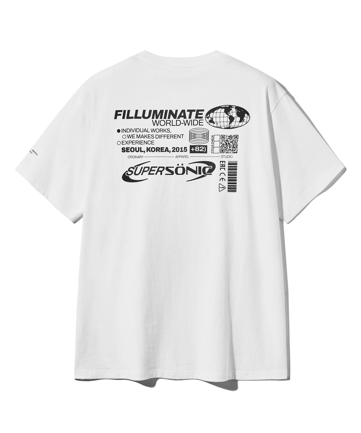필루미네이트(FILLUMINATE) 월드 링크 티셔츠-화이트