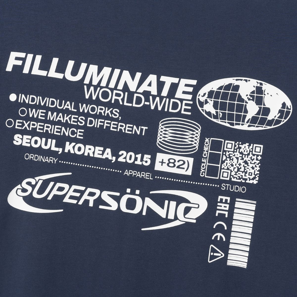 필루미네이트(FILLUMINATE) 월드 링크 티셔츠-네이비