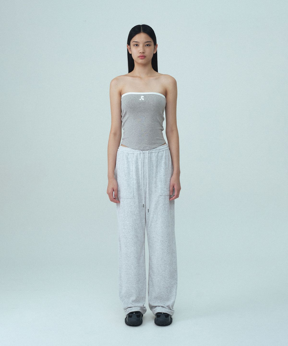 레스트앤레크레이션(REST&RECREATION) STRIPE TUBE TOP - LIGHT GREY