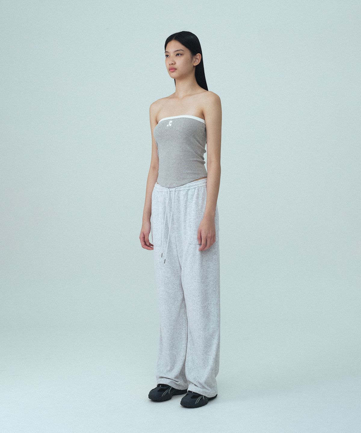 레스트앤레크레이션(REST&RECREATION) STRIPE TUBE TOP - LIGHT GREY
