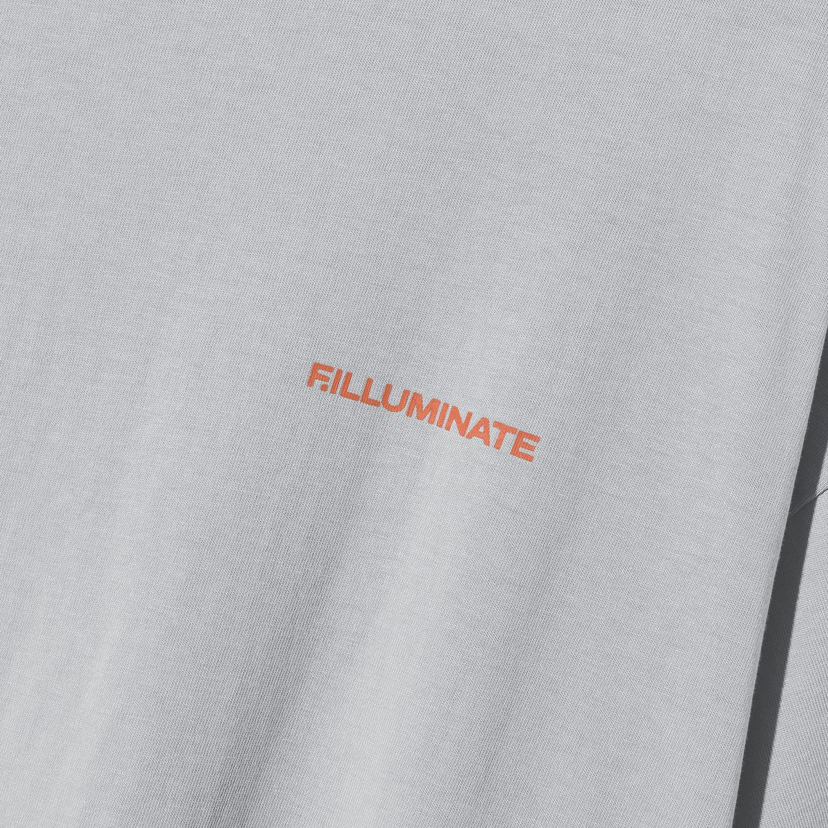 필루미네이트(FILLUMINATE) 태그 그래피티 티셔츠-그레이