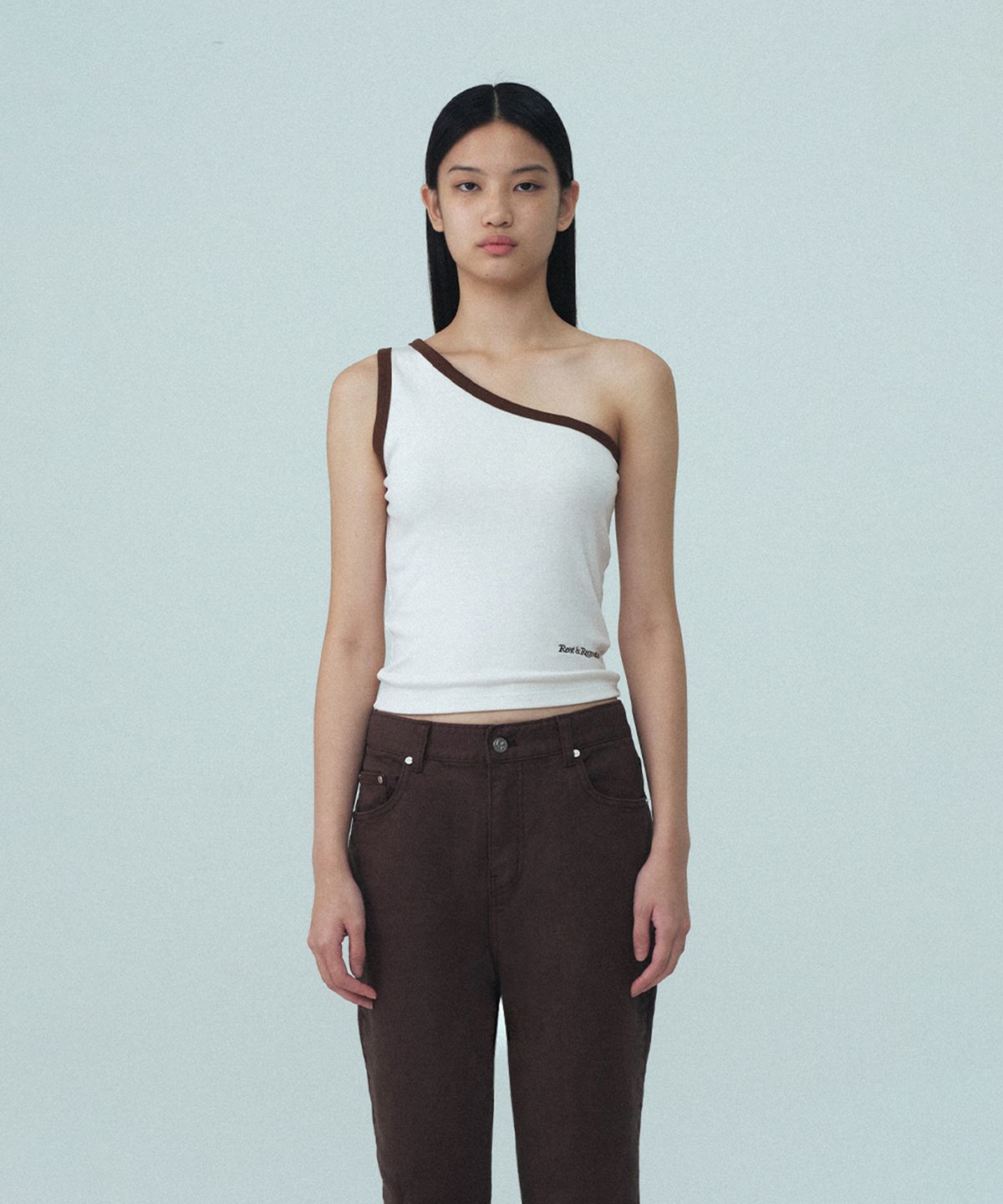 레스트앤레크레이션(REST&RECREATION) ONE SHOULDER SLEEVELESS - CREAM