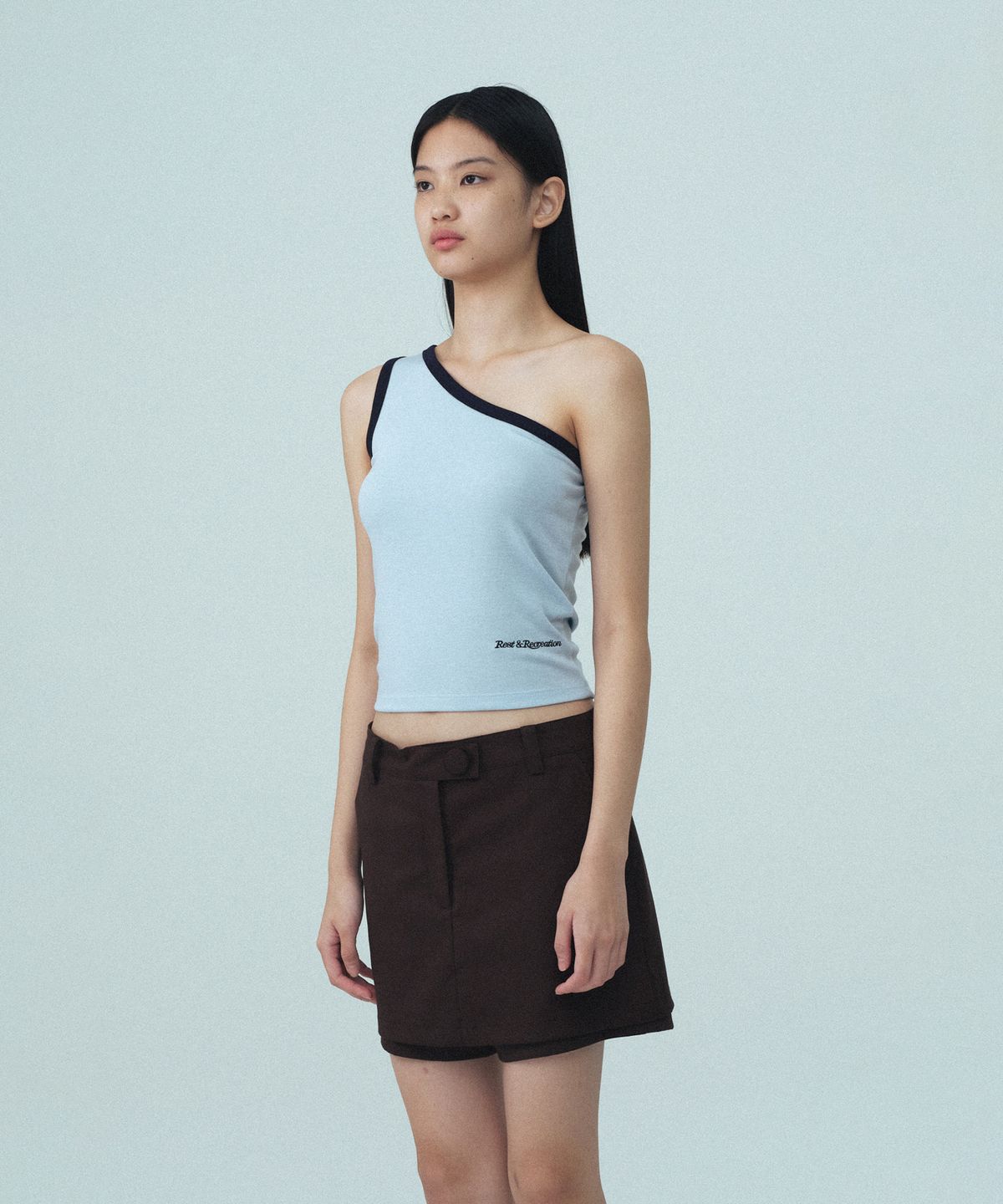 레스트앤레크레이션(REST&RECREATION) ONE SHOULDER SLEEVELESS - SKY BLUE