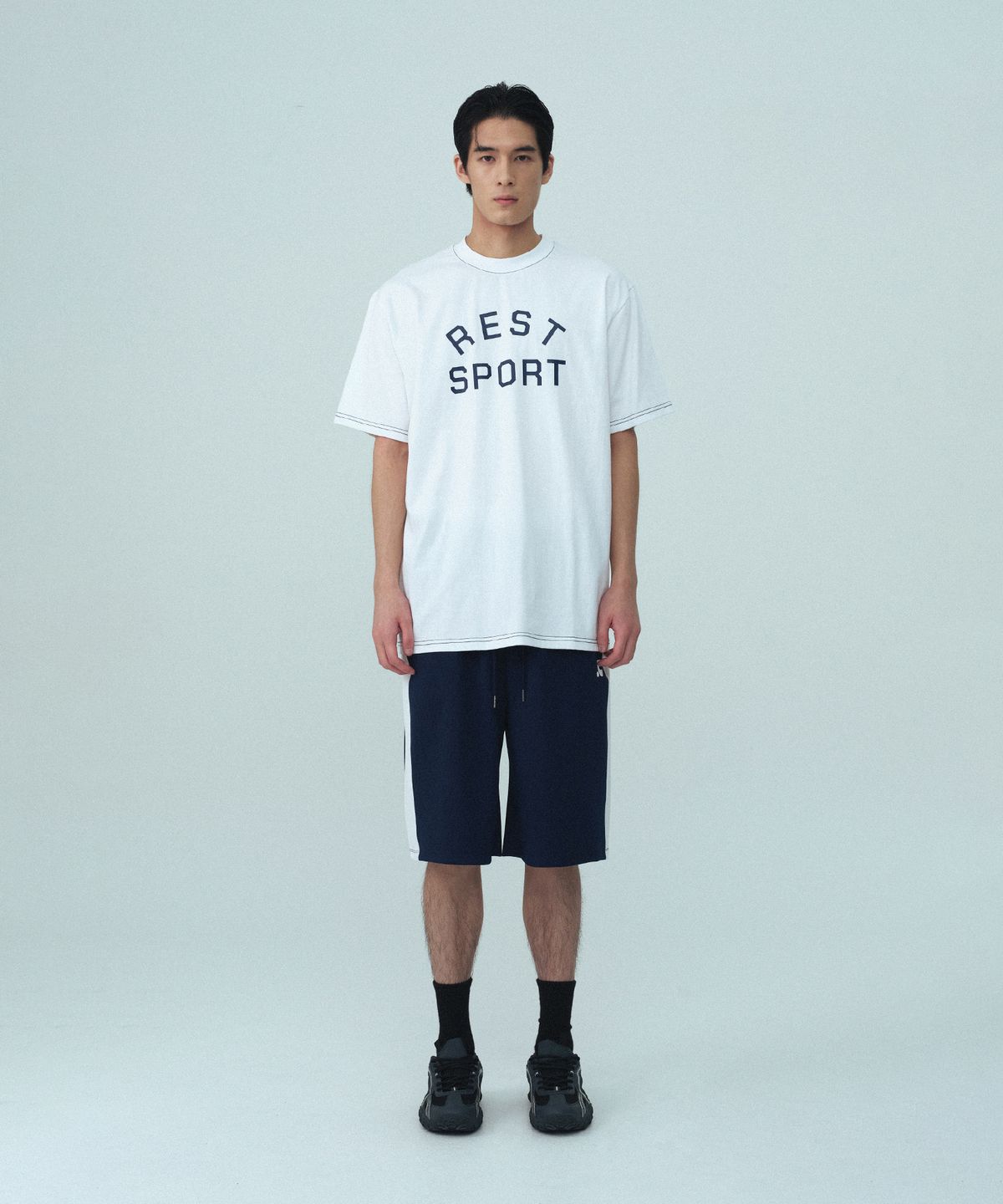 레스트앤레크레이션(REST&RECREATION) RS LOGO STITCH T-SHIRT - WHITE