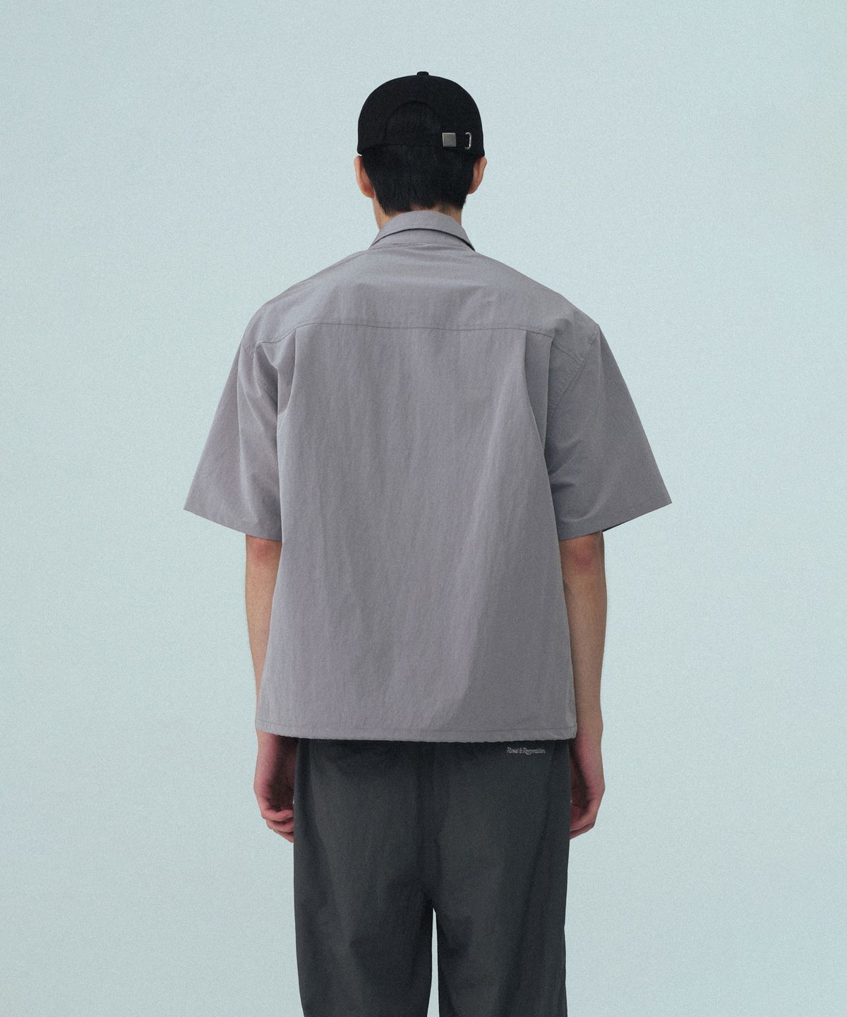 레스트앤레크레이션(REST&RECREATION) NYLON HALF SHIRT - LIGHT GREY