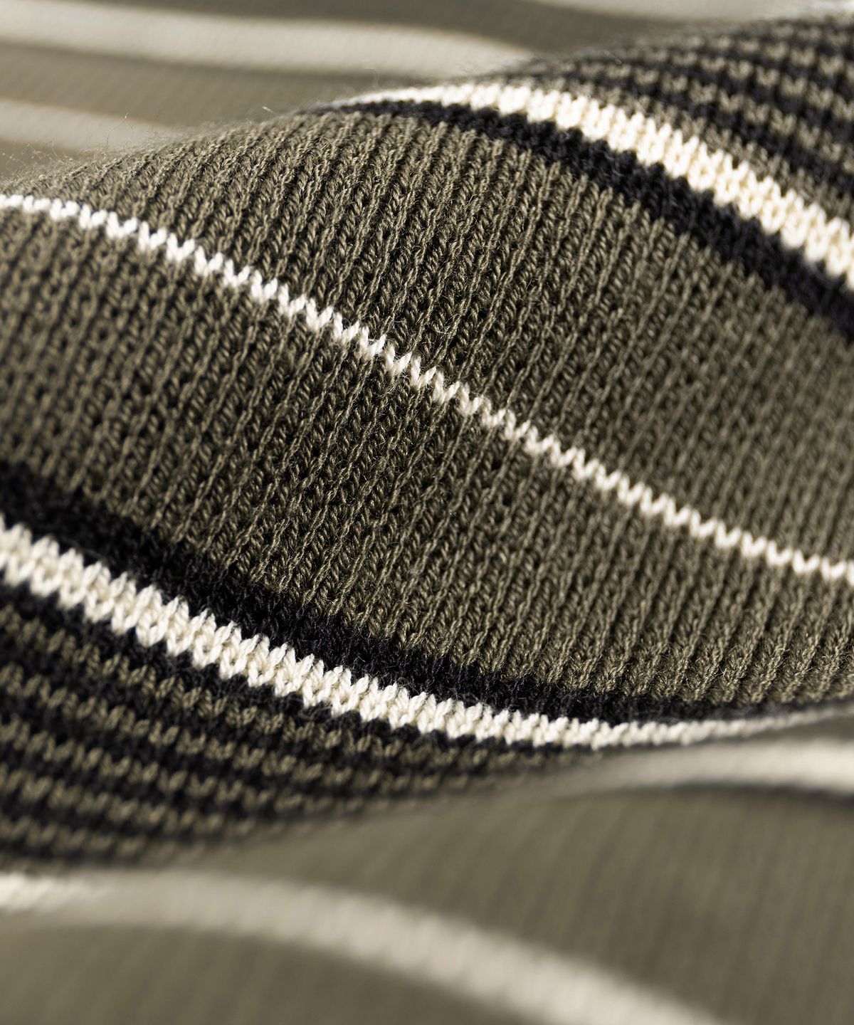와일드 브릭스(WILD BRICKS) W23 KNITTED STRIPE T-SHIRT (olive&black)