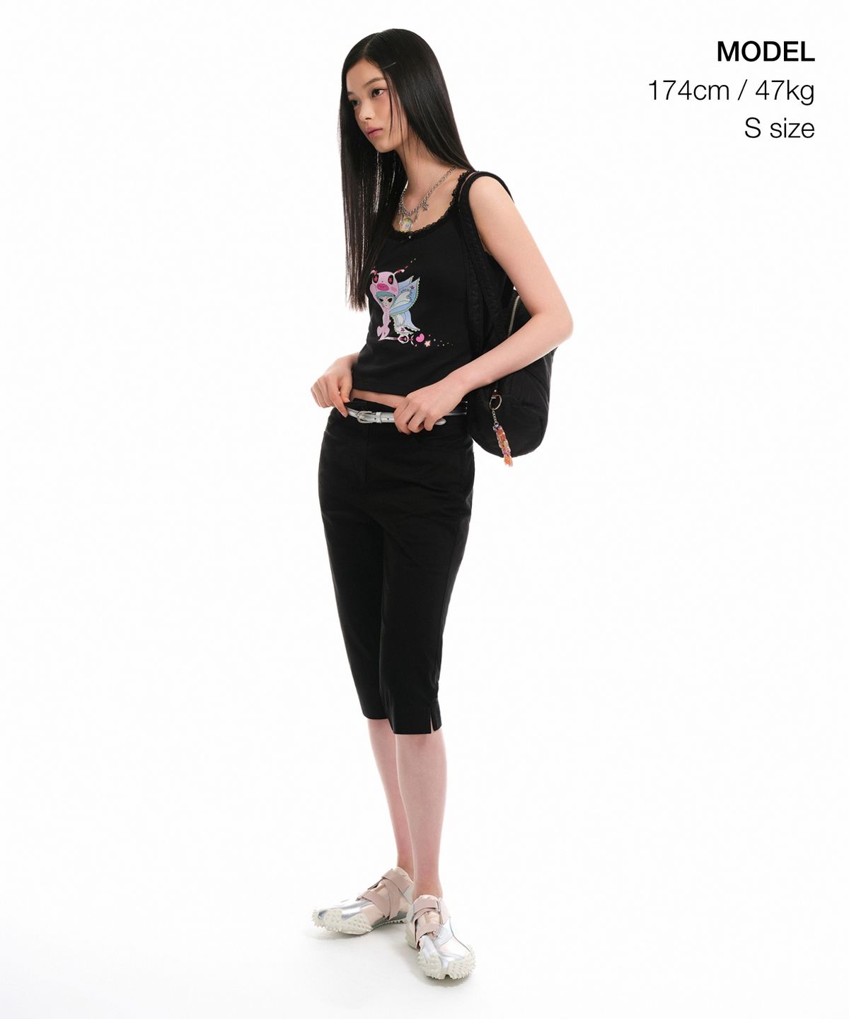 무신사 스탠다드 우먼(MUSINSA STANDARD WOMAN) [유쓰배쓰 컬래버] 우먼즈 MY 크롭 슬리브리스 탑 [블랙]