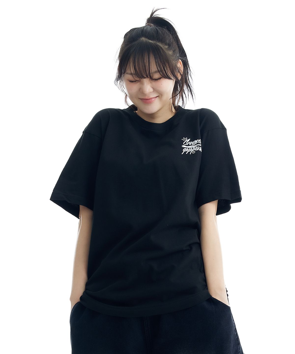 크림소다랩(CREAM SODA LAB) 씨알에스디엘 스몰 레터링 반팔 티셔츠