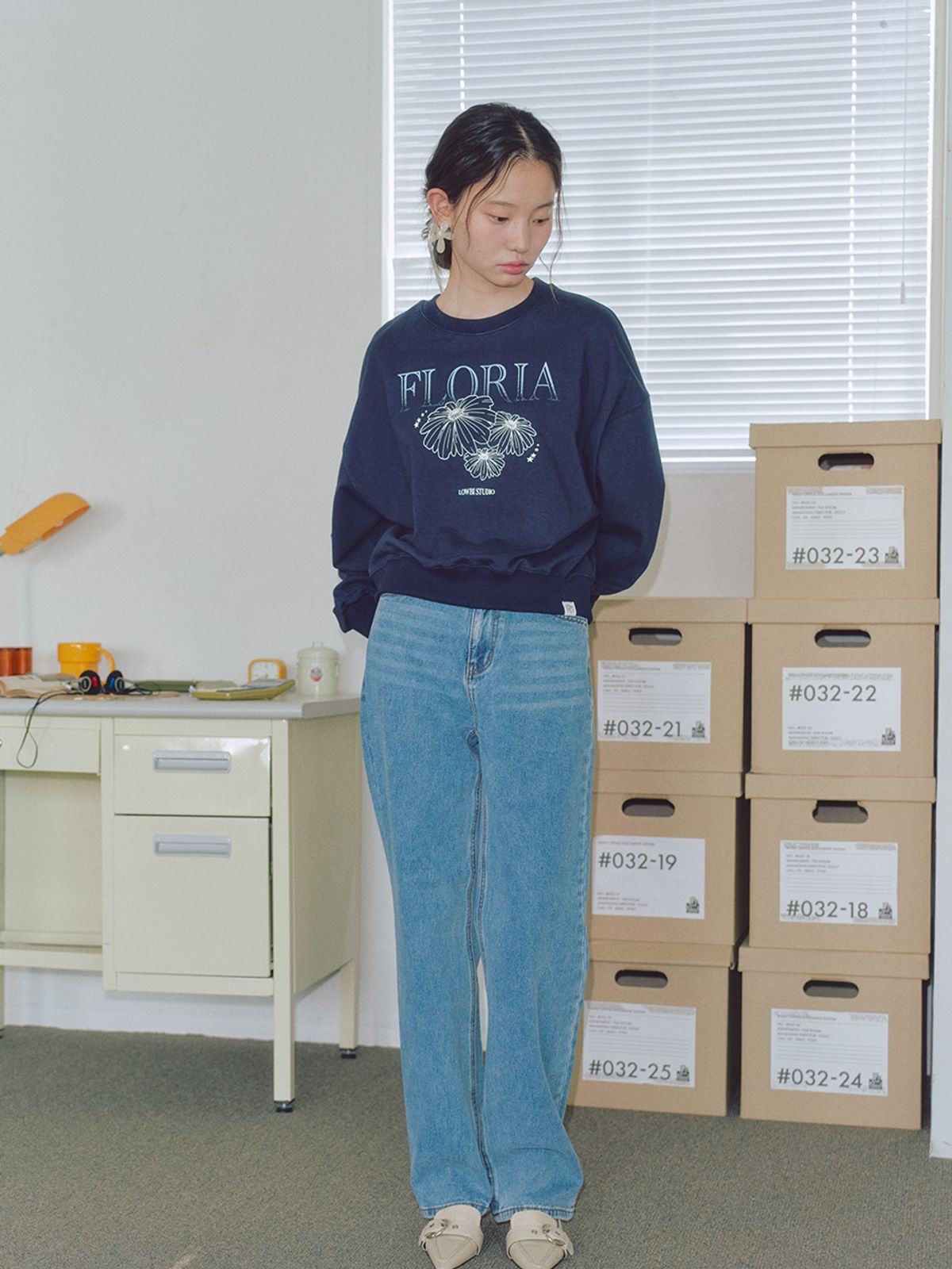 로우비(LOWBI) FLORIA SWEAT SHIRTS NAVY