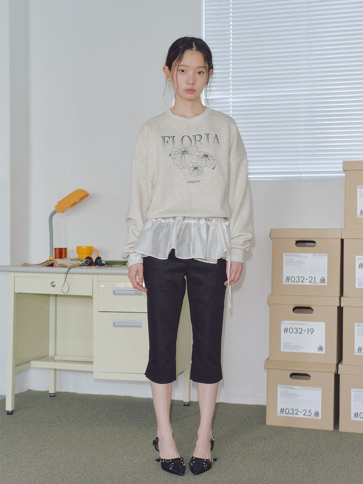 로우비(LOWBI) FLORIA SWEAT SHIRTS OATMEAL