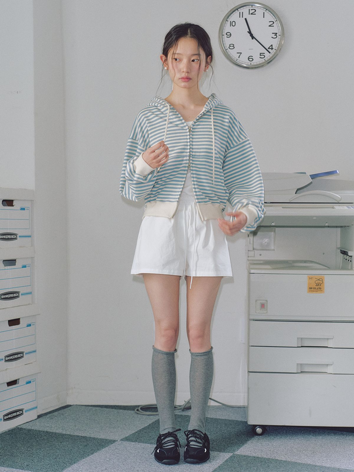 로우비(LOWBI) WIDS STRIPE 2WAY HOOD ZIP-UP SKY BLUE