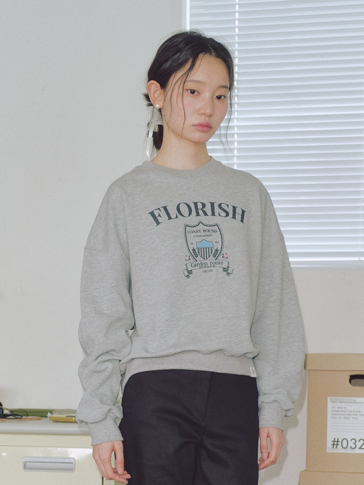 로우비(LOWBI) FLOWER FIELD SWEAT SHIRTS GREY