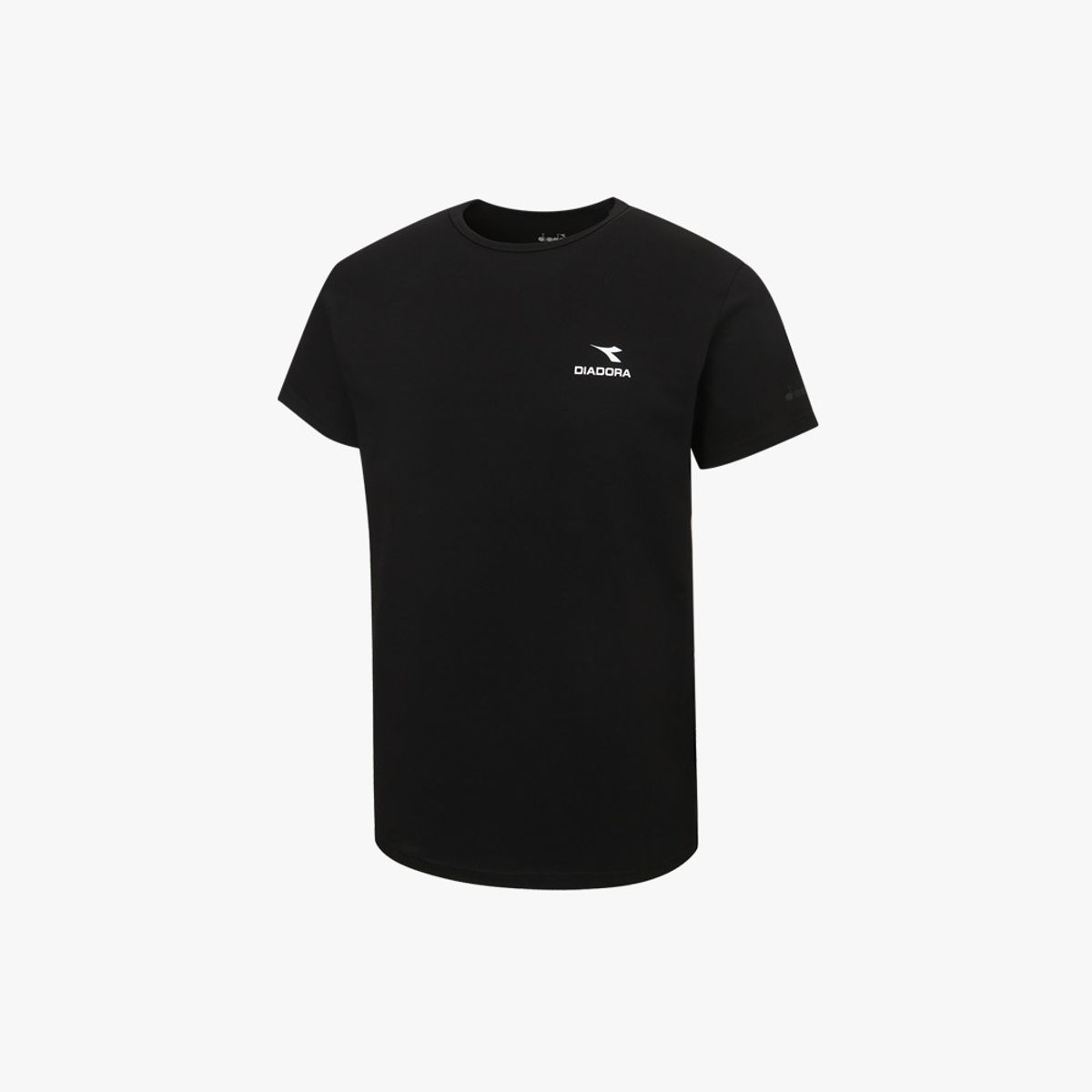 디아도라(diadora) 머슬핏 반팔 티셔츠 BLACK